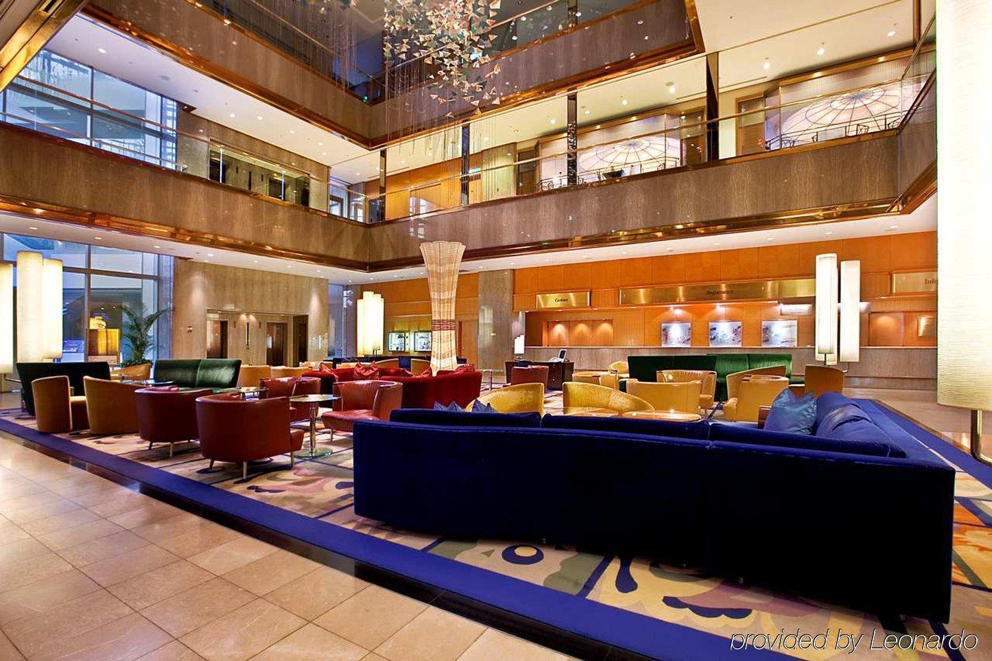 Hilton Osaka Hotel Interior photo
